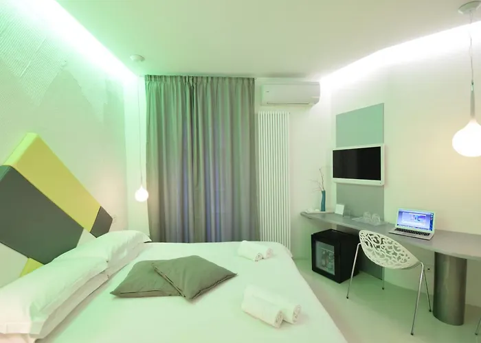 Design&Art Pie' - Elegant Rooms Near The Pantheon, Calm & Central Stay Roma